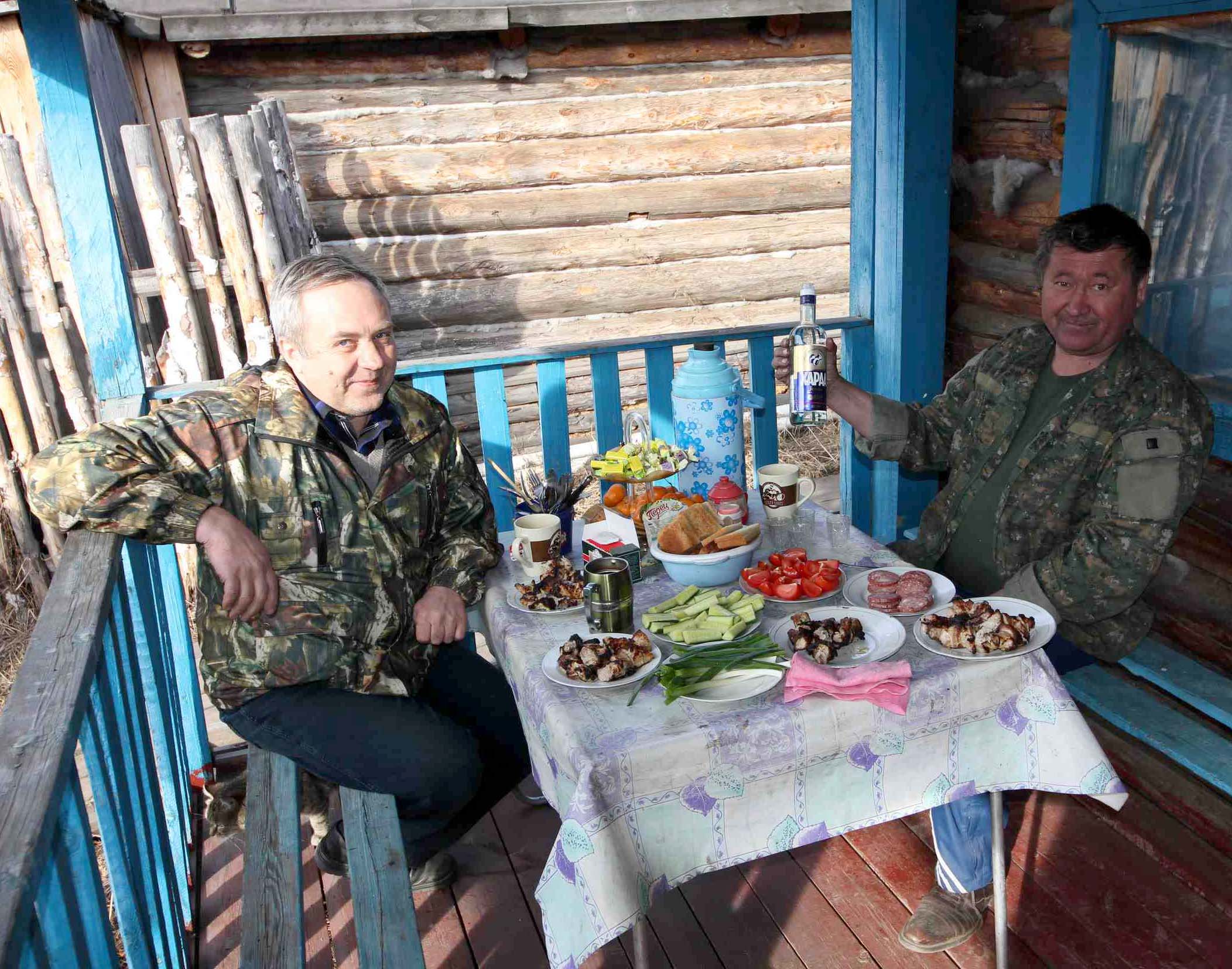 Шашлык немецкий, архи монгольская, а радушие - русское! Шашлык немецкий, архи монгольская, а радушие - русское!